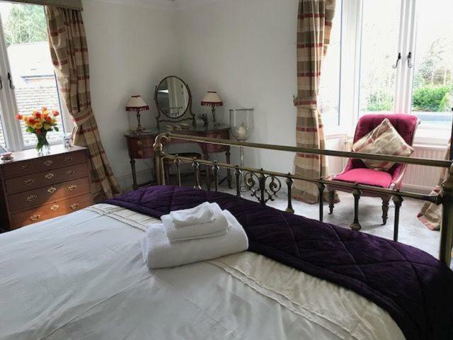 West End Lodge Esher Εξωτερικό φωτογραφία